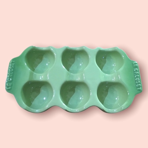 Le Creuset Kitchen Le Creuset Stoneware Egg Tray Carton Palm Poshmark